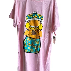 Vintage Garfield in a Cookie Jar Sleep Shirt