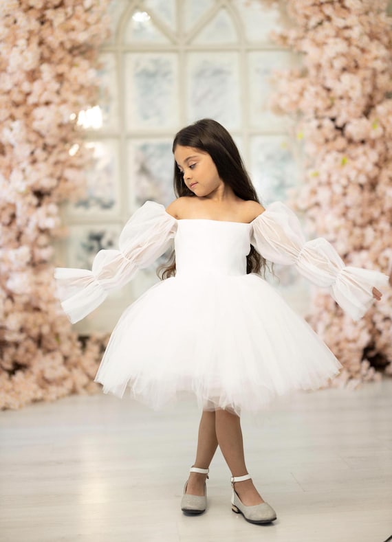 White Tulle Girl Wedding Pageant Special Occasion Birthday Dress, Flower Girl Dress, Girl White Tulle Costume Dress White Tulle Girl Wedding Pageant Special Occasion Birthday Dress, Flower Girl Dress, Girl White Tulle Costume Dress