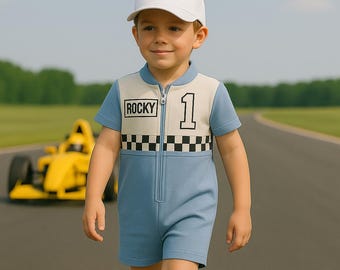 Personalisierter Rennanzug für Jungen Blau Individueller Name und Nummer Outfit mit Patch Rennauto-Geburtstagsanzug - Kleinkind-Fahrer-Halloween-Kostüm