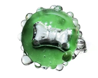 Button Studio ~ Arco incrustado de sulfuro, pisapapeles de vidrio, base verde - Mediano