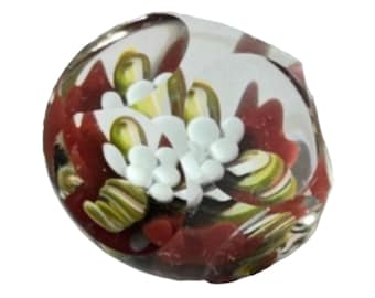 Vidrio de botón - Pisapapeles, Implosión floral, Facetado a mano, Base roja - Pequeño