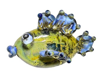 Button Studio ~ Fish, Bimini-Like, 10K Gold & Silver Paint, Silver Glass Cobalt Base - Large