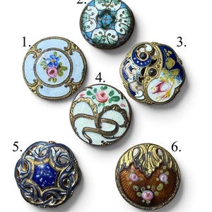 Button  Old - 1 Enamel, Pierced, Steels, Misc. - Medium
