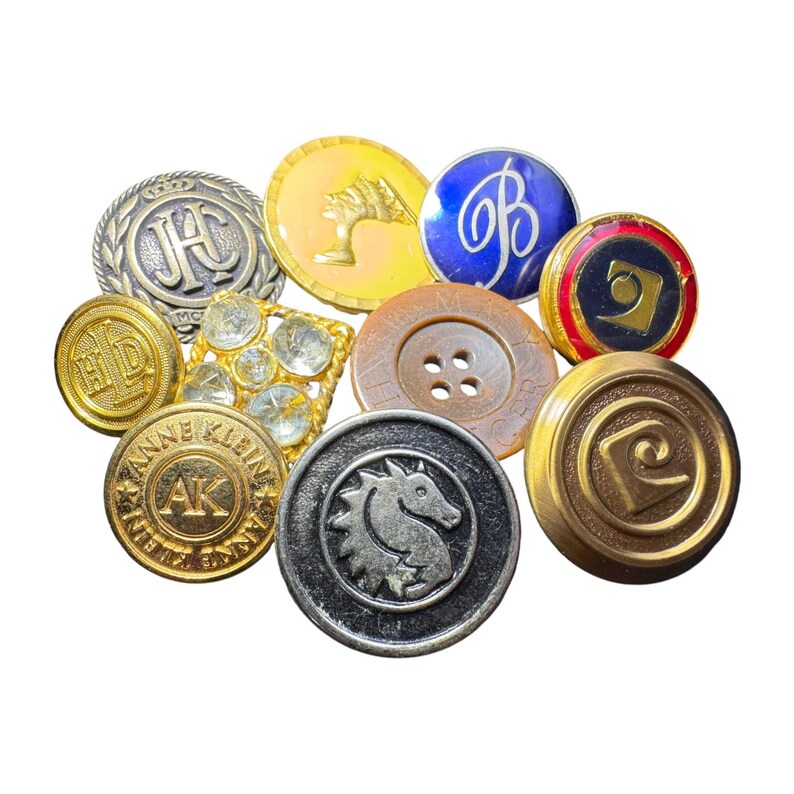 Buttons Vintage - 10 Designer Buttons - Etsy
