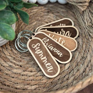 Custom Keychain / Custom Name Keychain / Personalized Gift / Wood Keychain