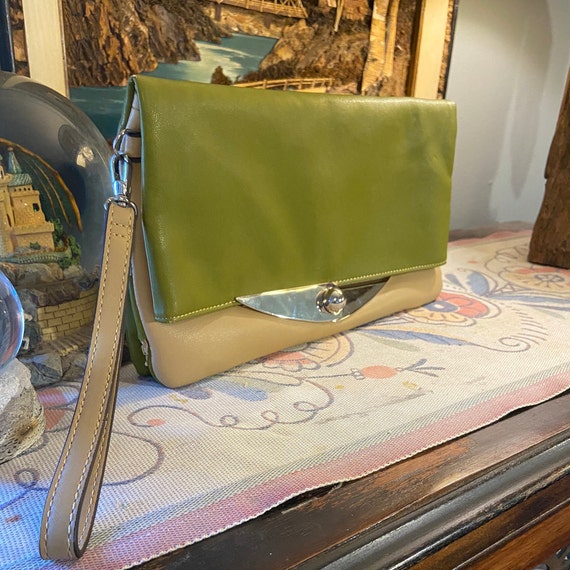 Olive Green and Beige 1980s Large Leather Clutch … - image 2
