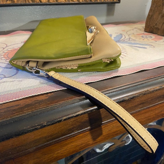 Olive Green and Beige 1980s Large Leather Clutch … - image 6