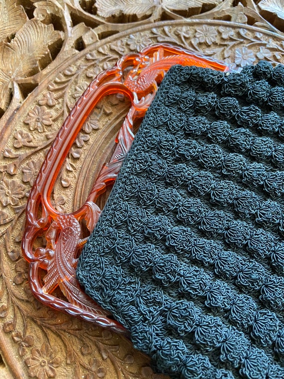 Peacock Bakelite Black Bubble Crochet Vintage Purs