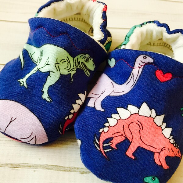 Dinosaur Baby shoes girls t-rex booties, custom size preemie, newborn, 0,3,6,9,12,18, 24 months, girl