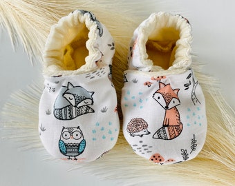 Fox baby shoes, woodland moccasins, owl booties, forest creature soft soled shoes, toddler slippers, neutral baby outfit,  baby shower gift
