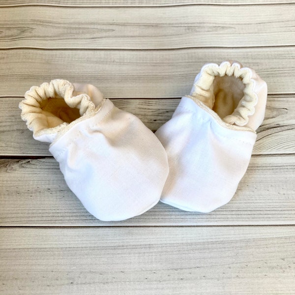 BABY SHOES ~ White Baby Booties ~ Pure White Moccasins ~ Baby Shower Gift ~ Baby Baptism Outfit ~ Baby Boy ~ Baby Girl