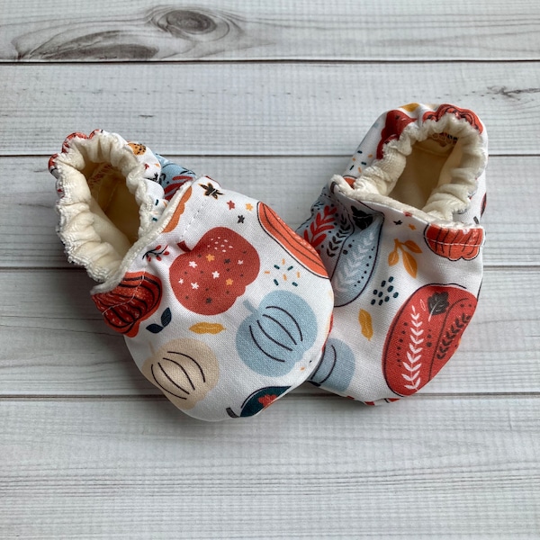 Fall booties, pumpkin patch baby shoes, Halloween moccasins for toddlers, baby costume, soft soled, baby shower gift, toddler slippers, boho