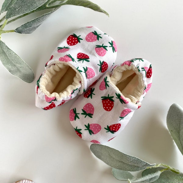Strawberry baby shoes, berry first birthday gift, one year old girl gift, newborn baby shoes gift, baby shower gift for girl