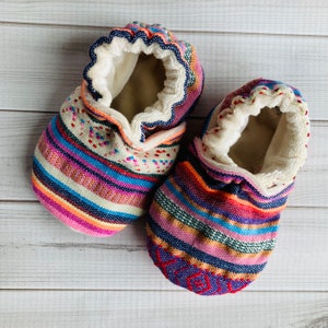 Hippie baby shoes, boho booties, pink girl crib shoes, baby shower gift, toddler slippers, rainbow baby gift, sister sibling set