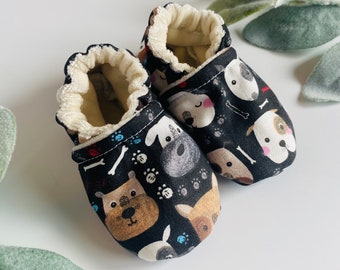 Puppy baby shoes, crib shoes, dog lover baby gift, toddler moccasins, baby shower gift, booties for girls and boys, puppy baby gift