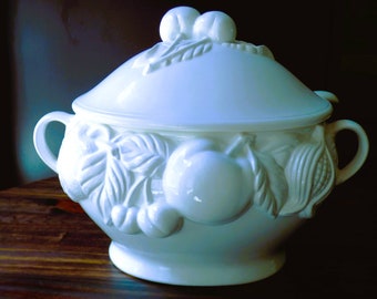 Vintage SOUP TUREEN With Ladle by Over and Back. Made in Japan.