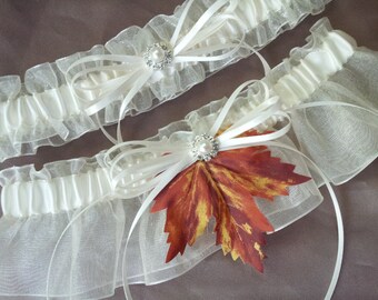 Wedding Garter Autumn Fall Leaves Leaf and Bridal Garter Set