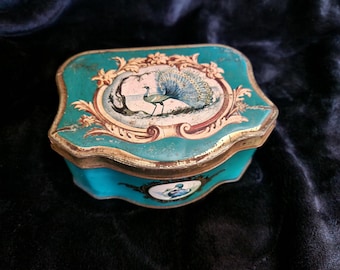 Old advertising tin box "pierrot gourmand"