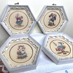 Vintage Set of 4 Wood Framed Wall Hanging Petit Point Pictures – Elegant Vintage Needlepoint Art | Vintage Home Décor