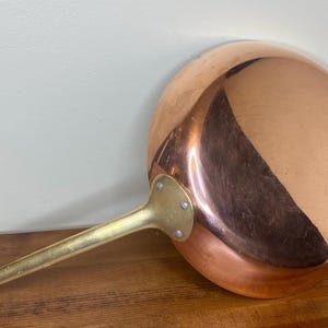 Vintage Taurus France Copper Pan with Brass Handle – Mid-Century Cookware – Copper Kitchenware – Rustic Kitchen Decor – Collectible Cookware