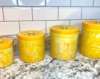 Vintage gelber Marmor Melamin Kunststoff Kanister 4er-Set |Mid Century Modern Kitchen Lagerung | Retro Küchenartikel