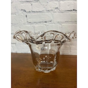 Vintage DUNCAN MILLER Centerpiece Lace Edge Bowl