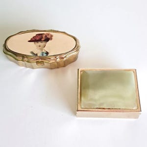 Vintage Miniature Brass Boxes / Pill Boxes – Set of 2 - Alabaster and Victorian Lady