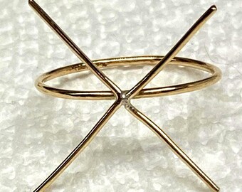 Claw ring blank in Solid 10k gold in Yellow White or Rose - custom made in USA rustic easy mount 18/20ga- ONE ring 4 prongs  fine quality *