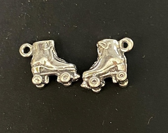 Tiny roller skates - drops 3D - solid .925 sterling silver 8x7mm -- 2 pieces - a pair - CUTE little rascals DIY Earrings, charms, pendants