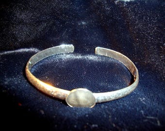 Strong hammered 925 sterling silver adjustable cuff bracelet blank or base - choose bezel cup