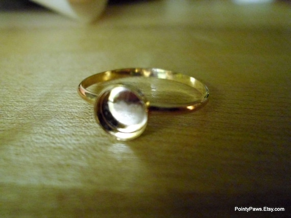 Ring Blank, 14K White Gold 2mm Round Bezel Ring Mountings