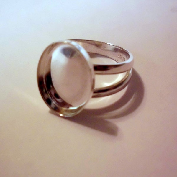 Split Shank 925 sterling silver sized ring blank- Round or oval bezel setting HANDMADE 10 to 25 mm, 12x10 to 25x18 DIY Resin Milk Ash c56