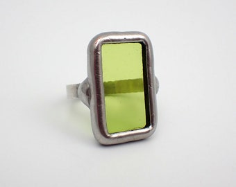 Sweet Kiwi - Size 6 Sterling Silver Stained Glass Ring