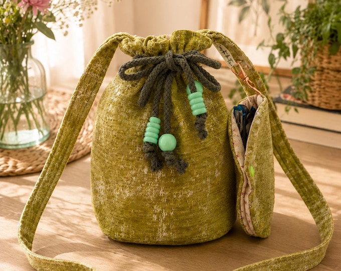Featured listing image: Bombonera de tela/Bombonera/Bolso pequeño/Regalo original/Hecho a mano/La Casita de Eva