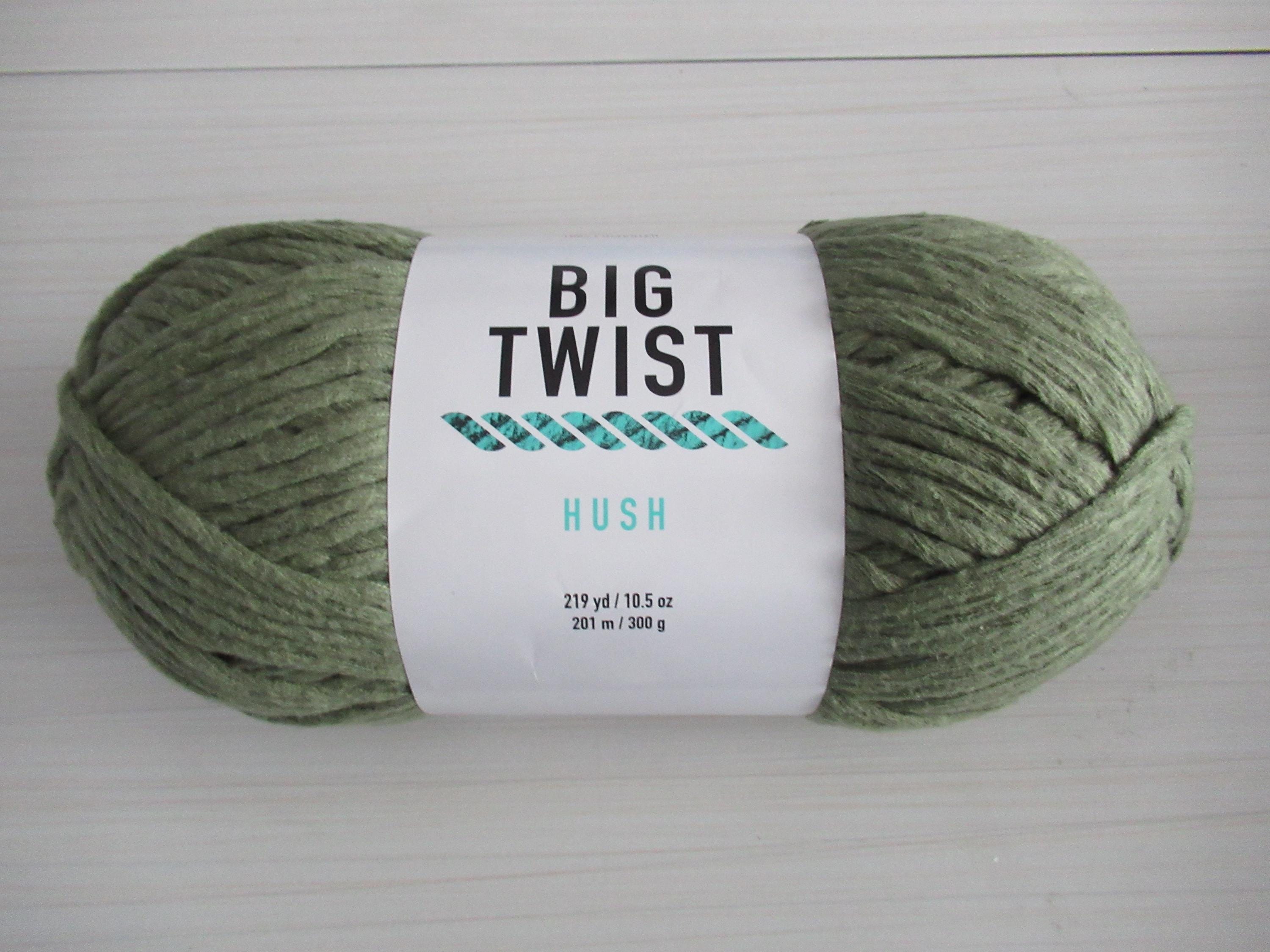 Big Twist Hush. Olive