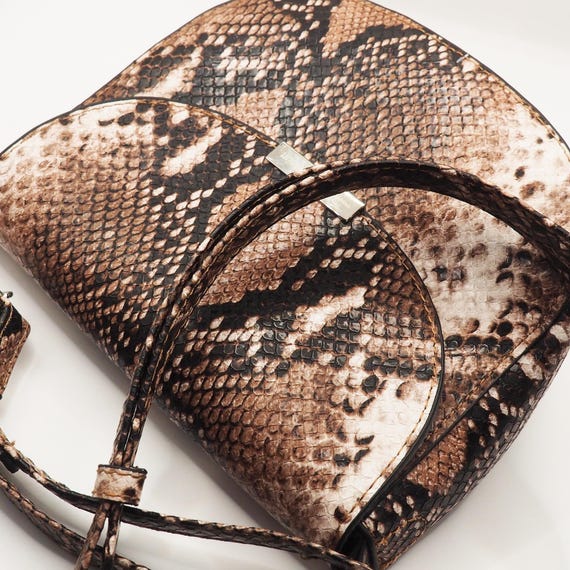 TOM TAILOR 90S Python texture crossbody bag - image 5