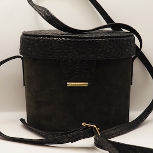 Unisex 80s VINTAGE PICARD Art Nouveau Crossbody Bucket bag