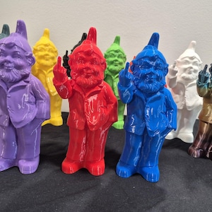 Vulgar garden gnomes