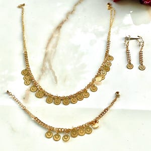 Falahi فلاحي Vergoldetes 22K Münzen Schmuckset - Traditionelle Erben Eleganz - Arabisch Inspirierter Schmuck