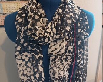 Vintage black and white scarf with hot pink edging