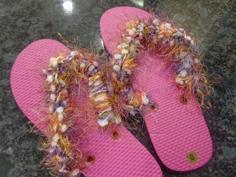 Flip flops, sandals, pink, fuzzy, size S 5-6 image 1