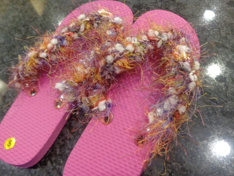 Flip flops, sandals, pink, fuzzy, size S 5-6 image 4