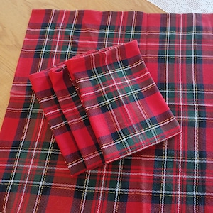 4 vintage plaid, green, red and gold Christmas napkins. 18&quot; x 19&quot;.