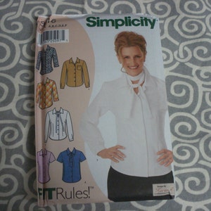 Simplicity 9816 misses&#39; top pattern. Sizes A-F (see 2nd photo). Uncut.