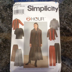 Vintage Simplicity 8905 women&#39;s top, skirt and pants pattern. Sizes 18W-24W. Rare. Factory fold.