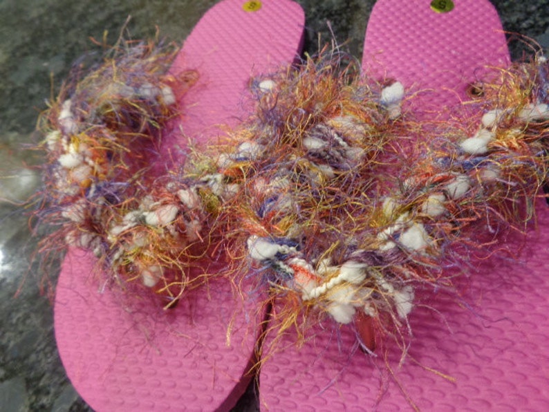 Flip flops, sandals, pink, fuzzy, size S 5-6 image 2