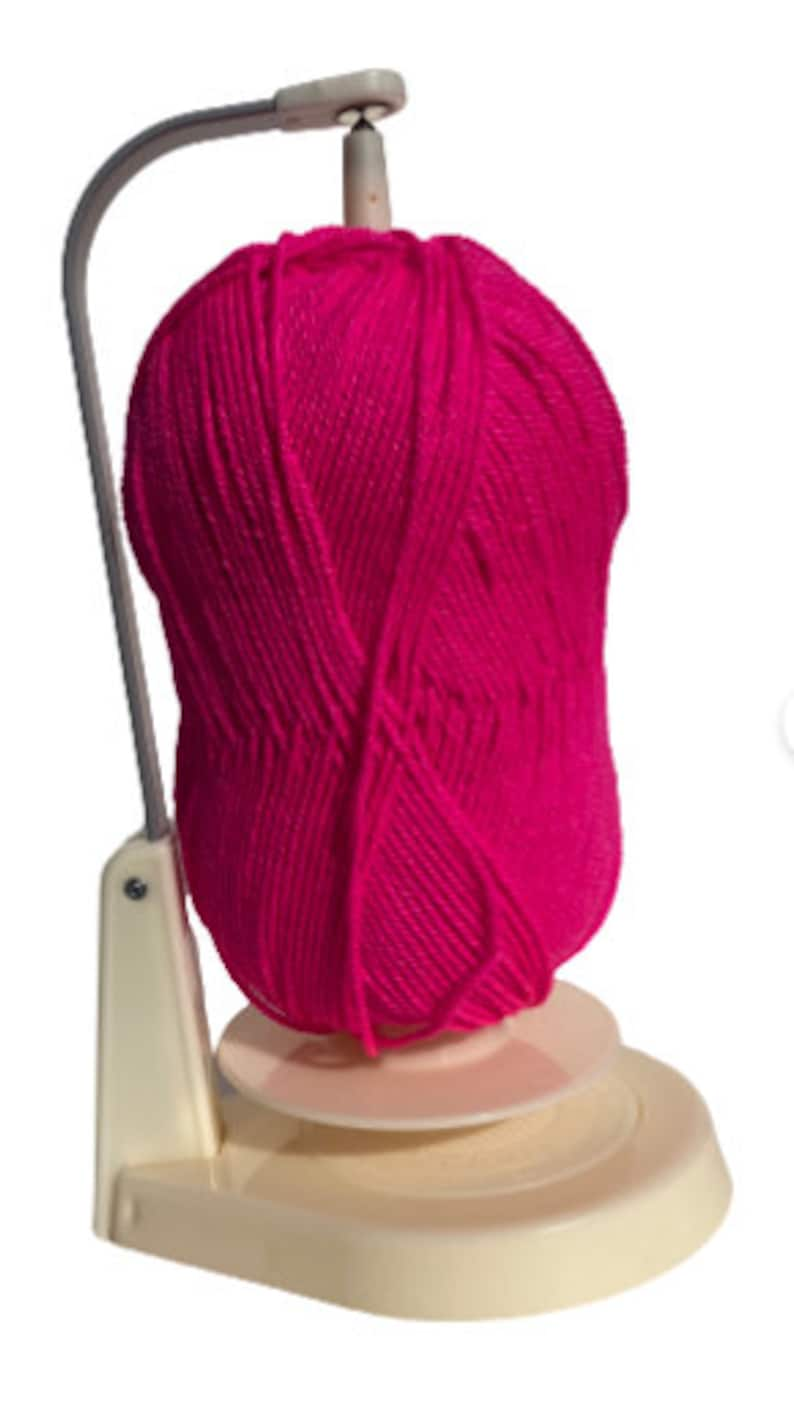 The Wool Jeanie Magnetic Pendulum Yarn Holder Spinning Feeder for Knitting and Crochet image 5