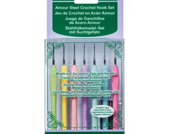 Clover Amour Steel Crochet Hook Set of 7 Hooks - 0.6mm to 1.75mm Soft Grip 3675