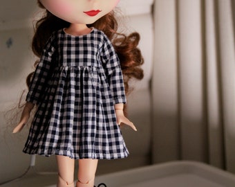 Long Sleeved Cotton Dress for Neo Blythe. Blue Gingham