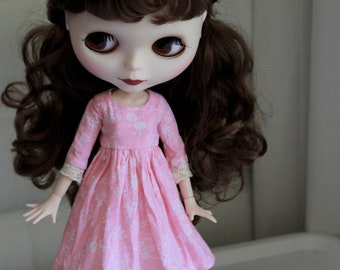 3/4 Sleeved Cotton Dress for Neo Blythe in Pink and White Floral Print